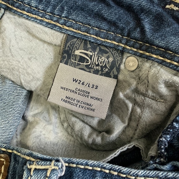 Silver Jeans - Frances 18” Jeans - W26 L 33 - EUC - Picture 3 of 3